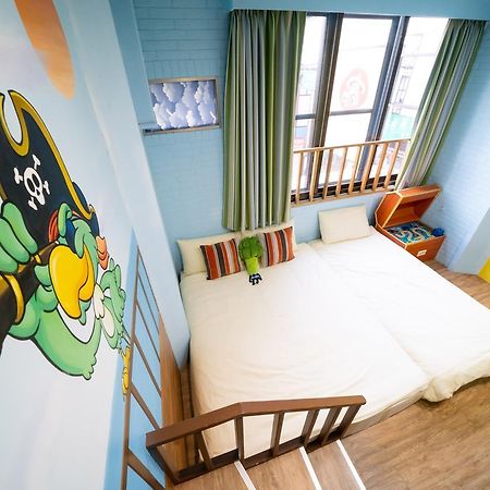 Fairytale House Bed & Breakfast Tainan Luaran gambar