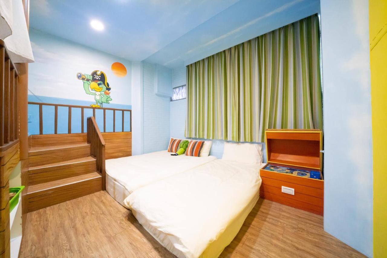 Fairytale House Bed & Breakfast Tainan Luaran gambar