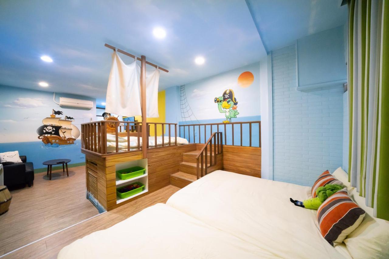 Fairytale House Bed & Breakfast Tainan Luaran gambar